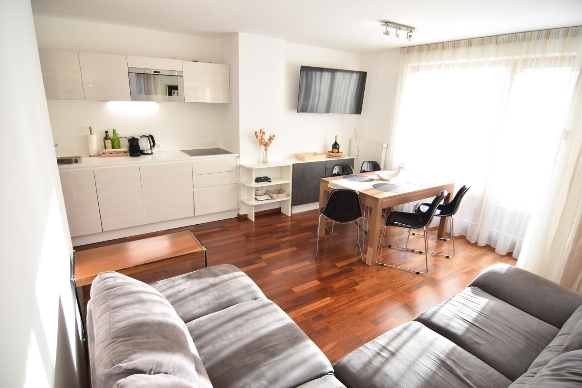 T&B Mountain View Apartment Monguelfo-Tesido / Welsberg-Taisten ภายนอก รูปภาพ